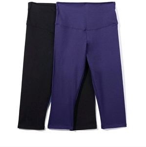 Yummie Compact Cotton Shaping Capri LOT of 2 Navy Blue and Black, Large. NWT